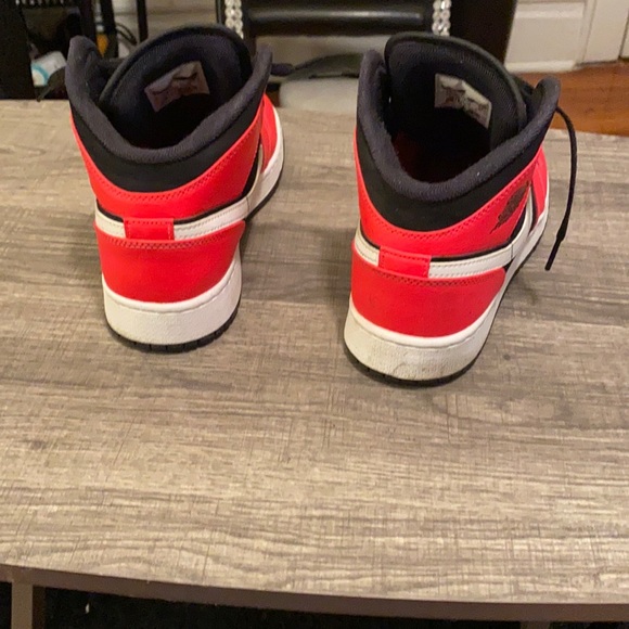 Jorden - Picture 2 of 3